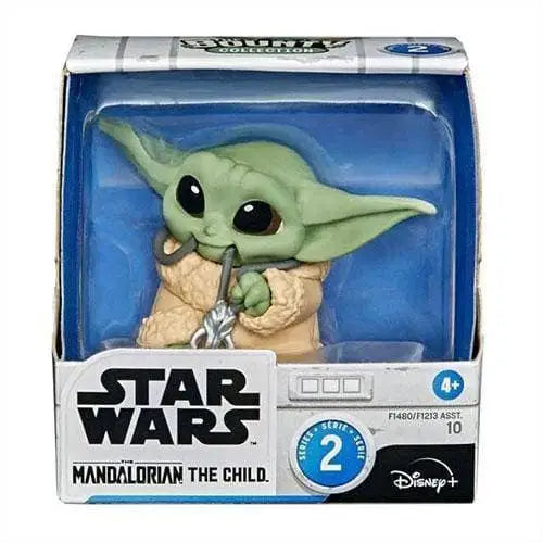 Star Wars - Baby Bounties - The Child - Select Figure(s) - Mandalorian Necklace - Toys & Games